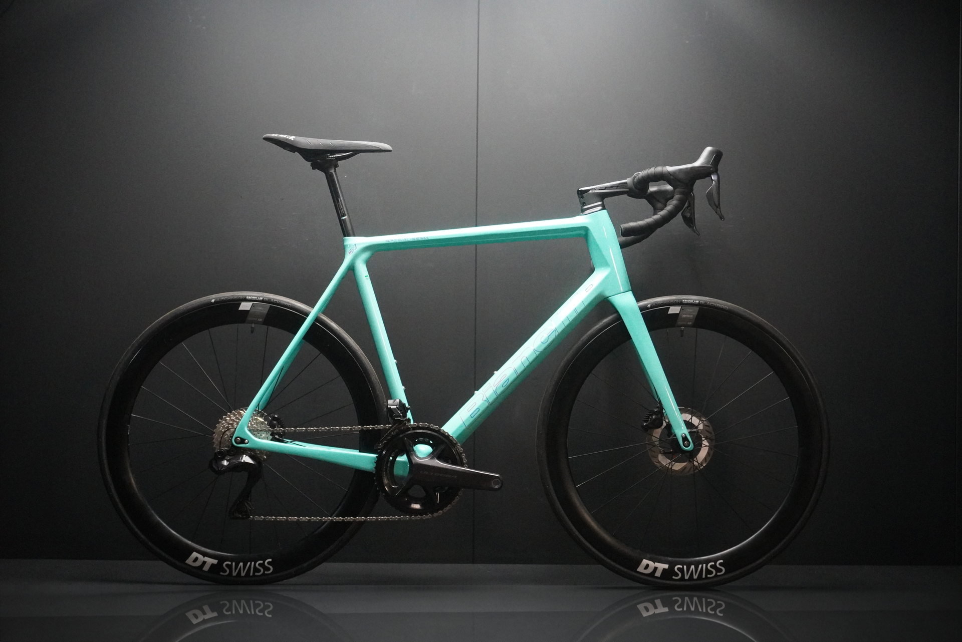 Bianchi Specialissima CV Ultegra Di2 Carbon Disc Road Bike 2022 - 61cm