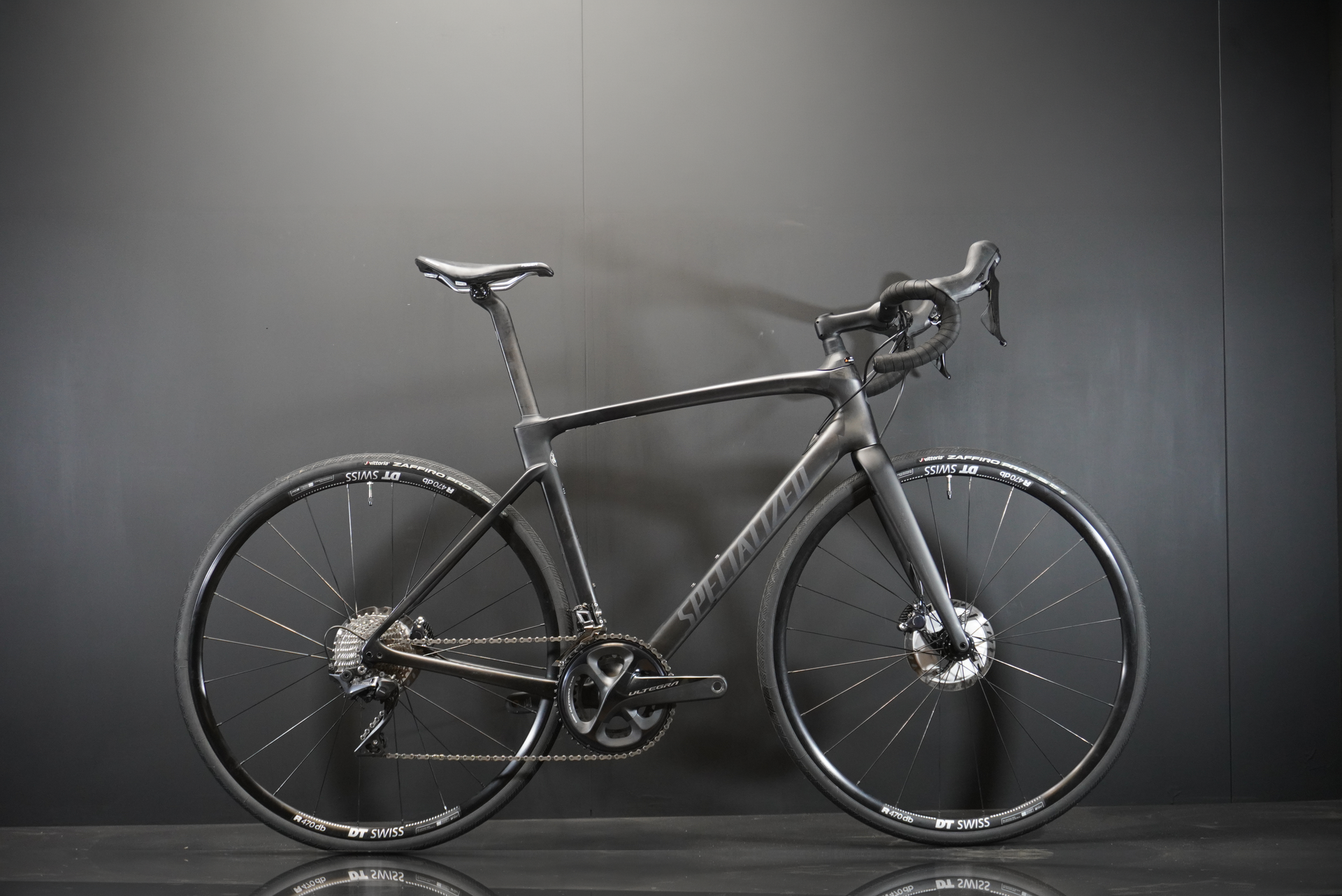 Specialized Roubaix Comp Ultegra Carbon Disc Road Bike 2020 - 56cm