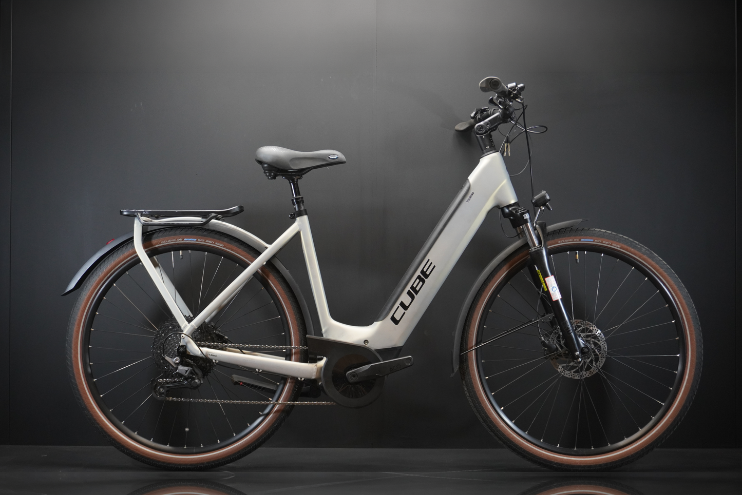 Cube Touring Hybrid Pro 625Wh Electric Hybrid Bike 2023 - Medium 54cm - 166 Miles