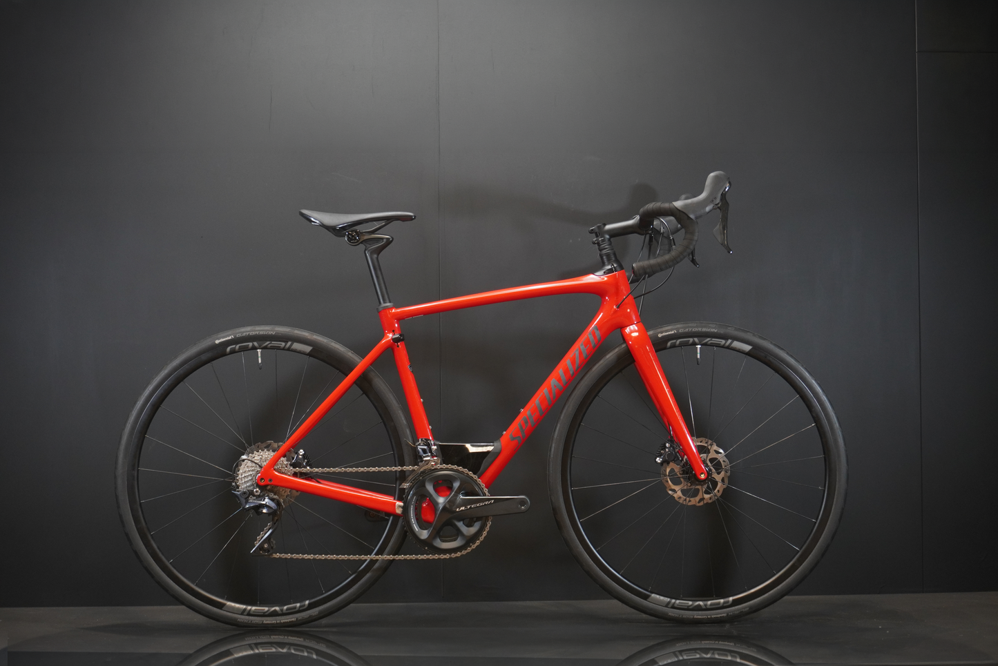 Specialized Roubaix Expert Ultegra Carbon Disc Road Bike 2018 - 54cm