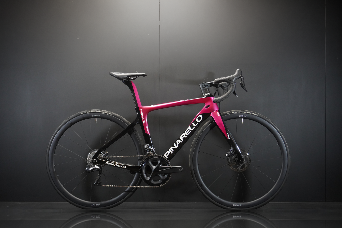 Pinarello Prince Di2 Carbon Disc Road Bike (Easy Fit) 2020 - 425mm XXS (500mm TT) - Upgraded Wheels