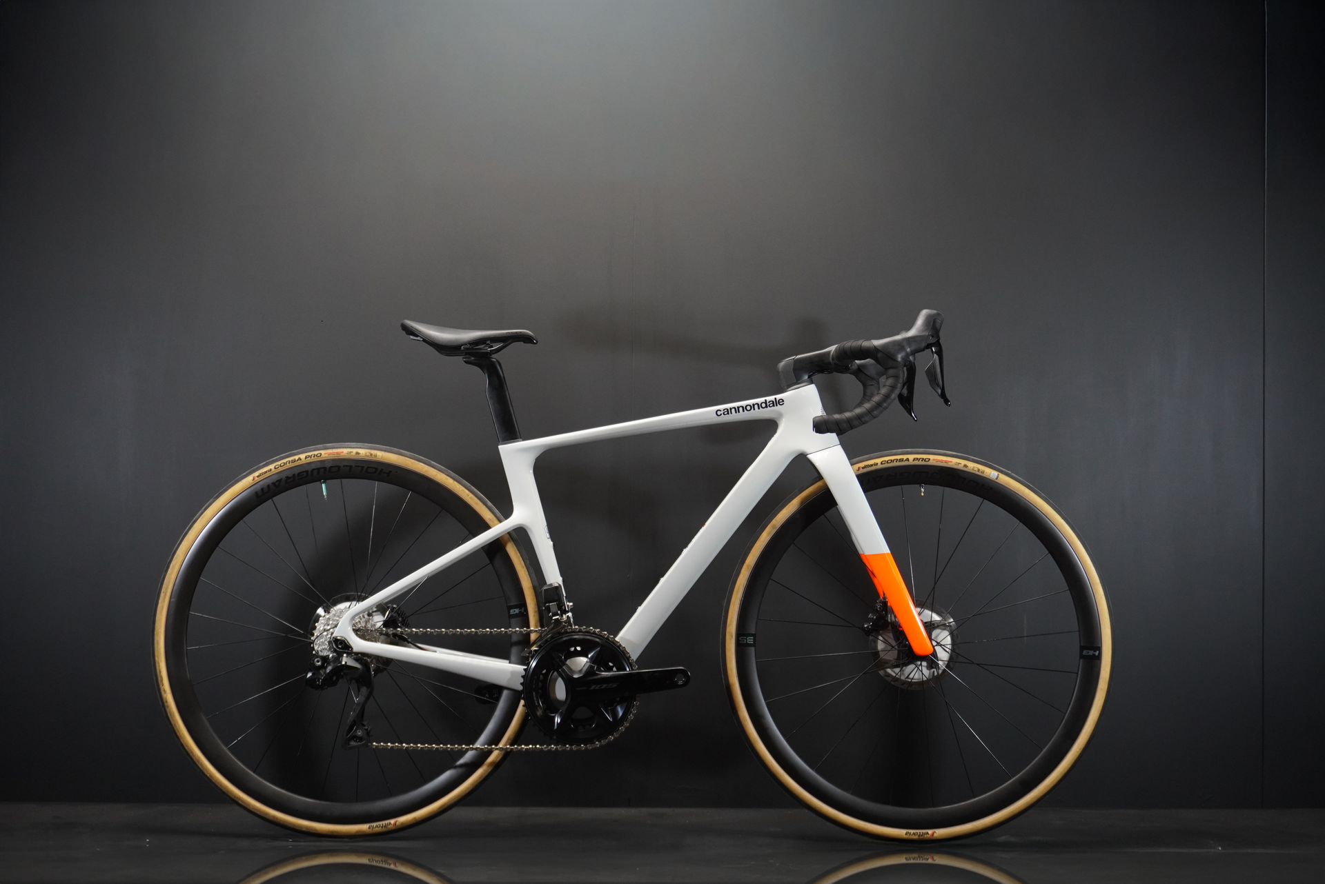 Cannondale SuperSix Evo 3 Di2 Carbon Disc Road Bike 2024 - 48cm (Upgraded)