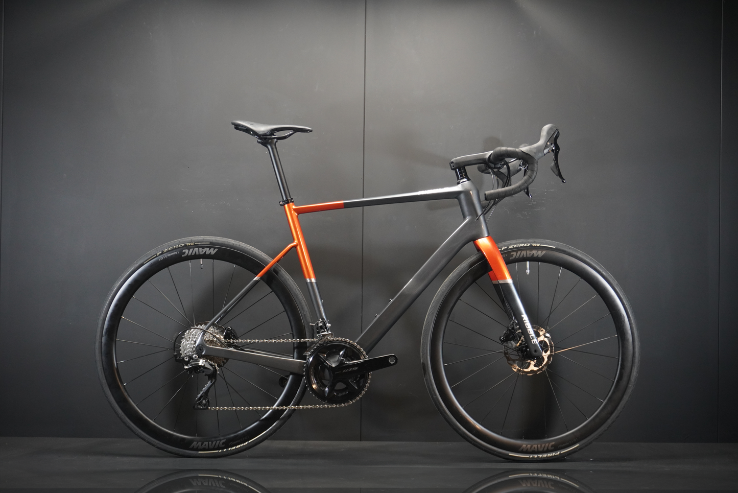 Ribble Allroad SL Enthusiast Carbon Disc Road Bike (Upgraded Wheels) 2025 - Large