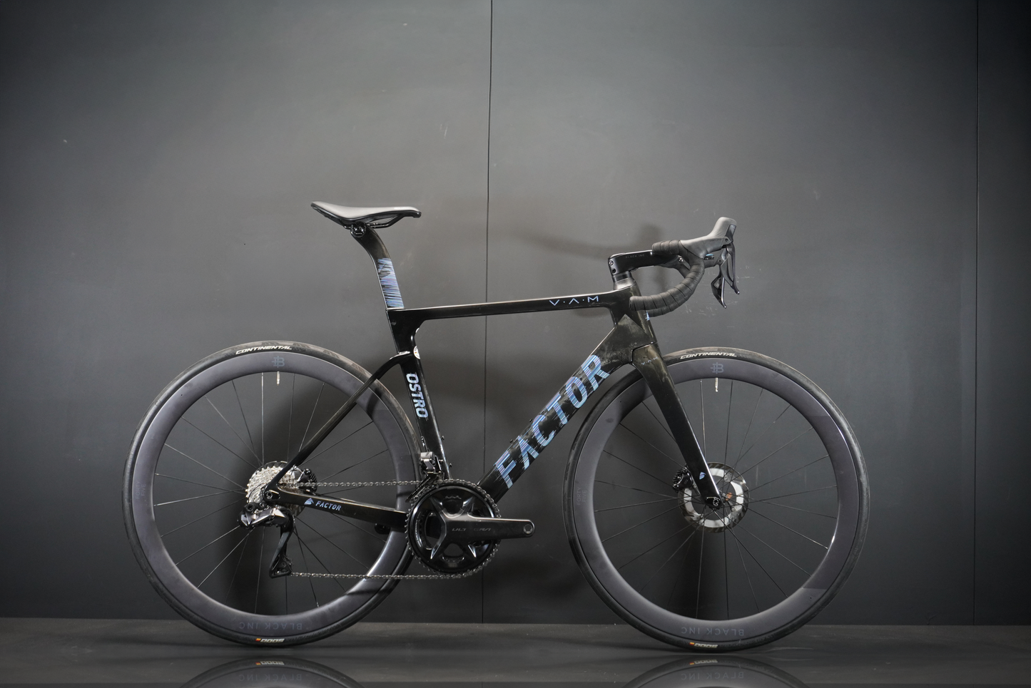Factor Ostro VAM Carbon Disc Road Bike 2022 - 54cm