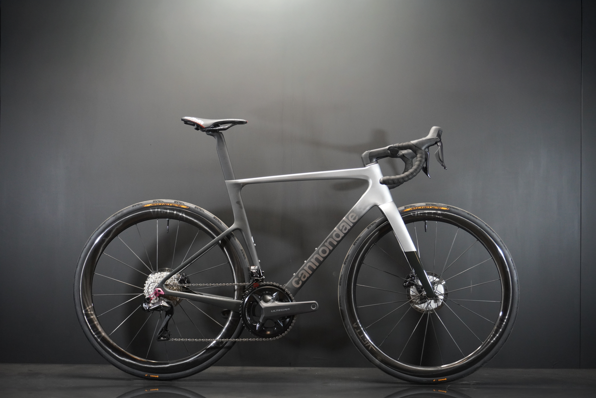 Cannondale Supersix EVO Hi-Mod Carbon Disc Road Bike 2024 - 54cm