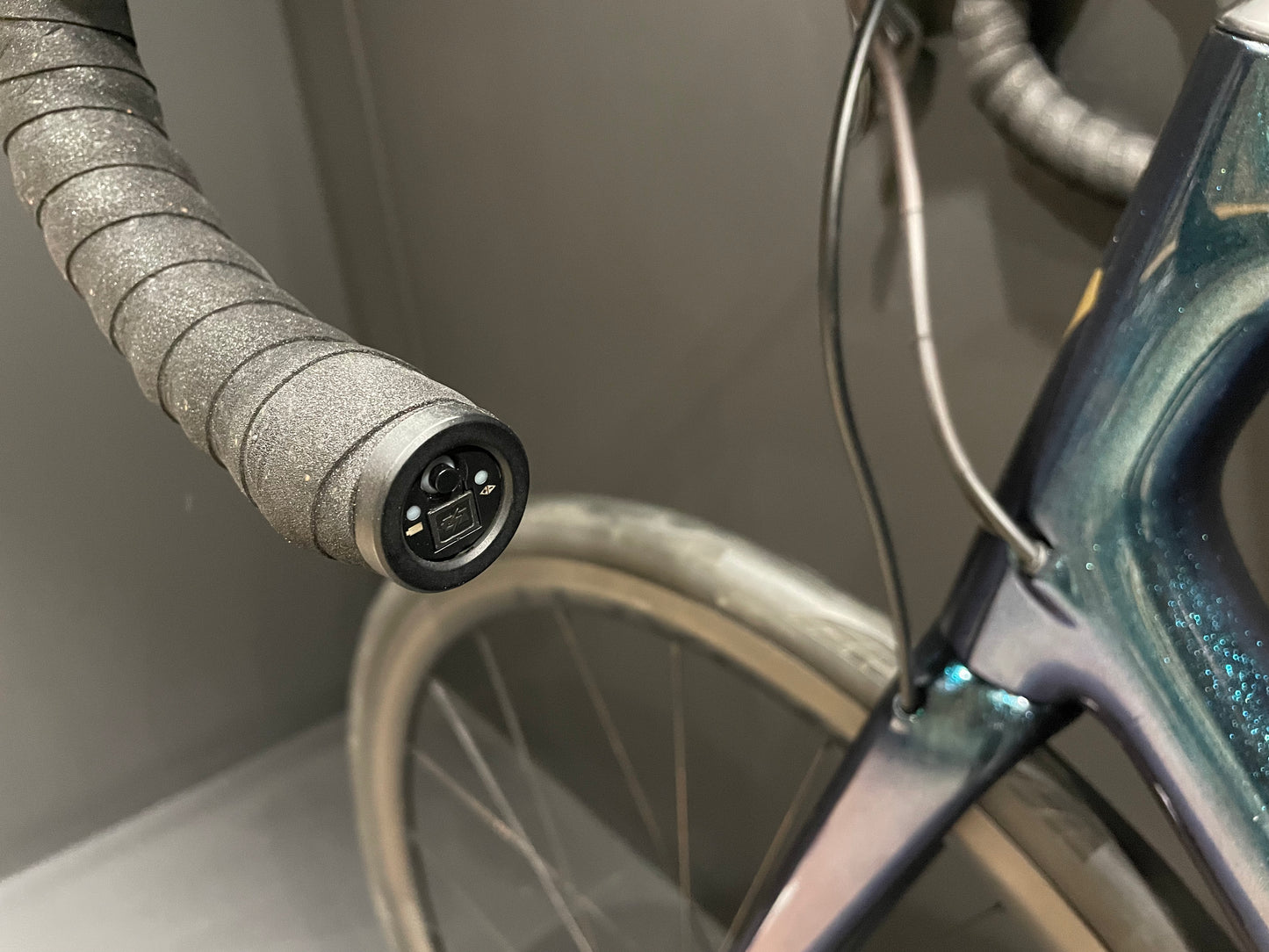 Specialized S-Works Aethos Dura-Ace Di2 Carbon Disc Road Bike 2021 - 58cm - 6.4Kg!