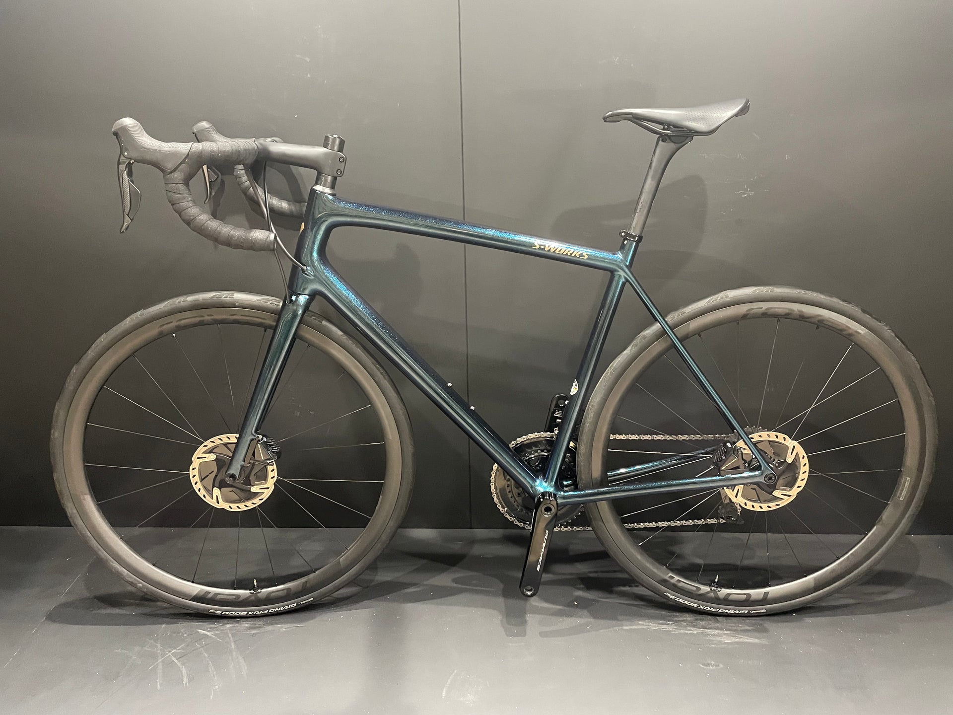 Specialized S-Works Aethos Dura-Ace Di2 Carbon Disc Road Bike 2021 - 58cm - 6.4Kg!