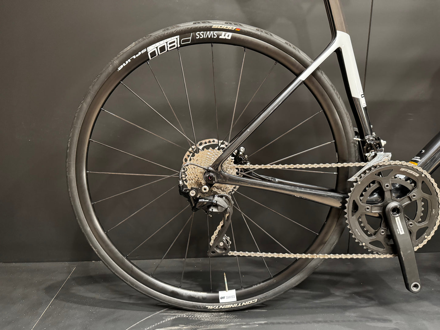 Cannondale Supersix EVO 105 Carbon Disc Road Bike 2022 - 56cm
