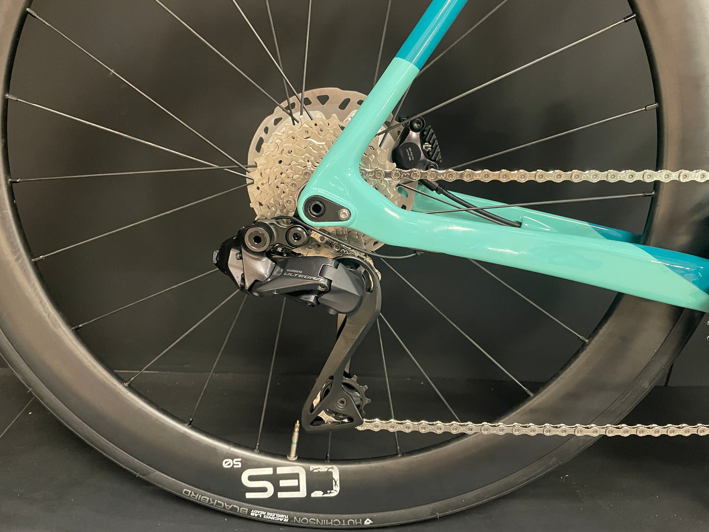 Bianchi Oltre XR3 CV Di2 Carbon Disc Road Bike 2024 - 59cm