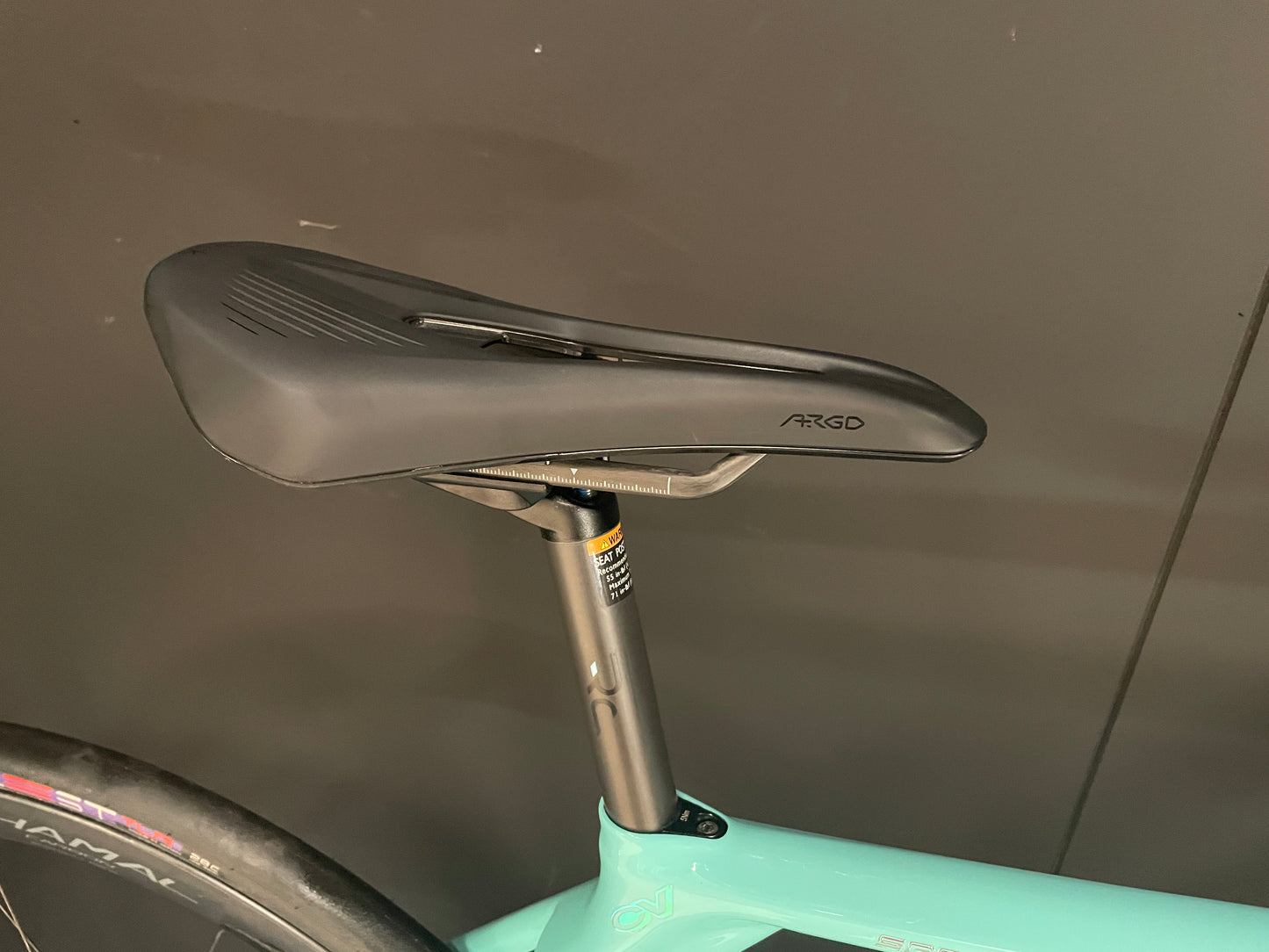 AS NEW Bianchi Specialissima CV Di2 Carbon Disc Road Bike 2022 - 53cm
