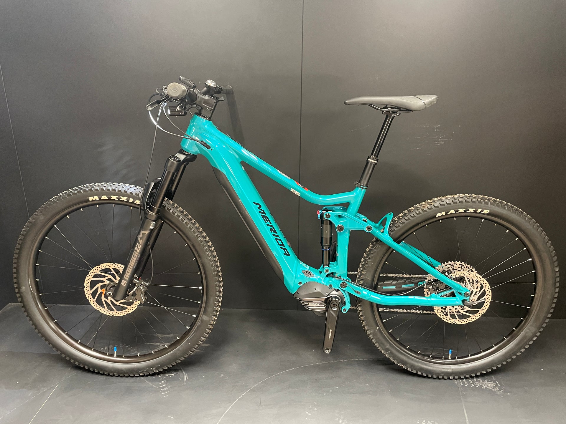 Merida E-140 500 FS E-MTB 2023 - Large - 977 Miles