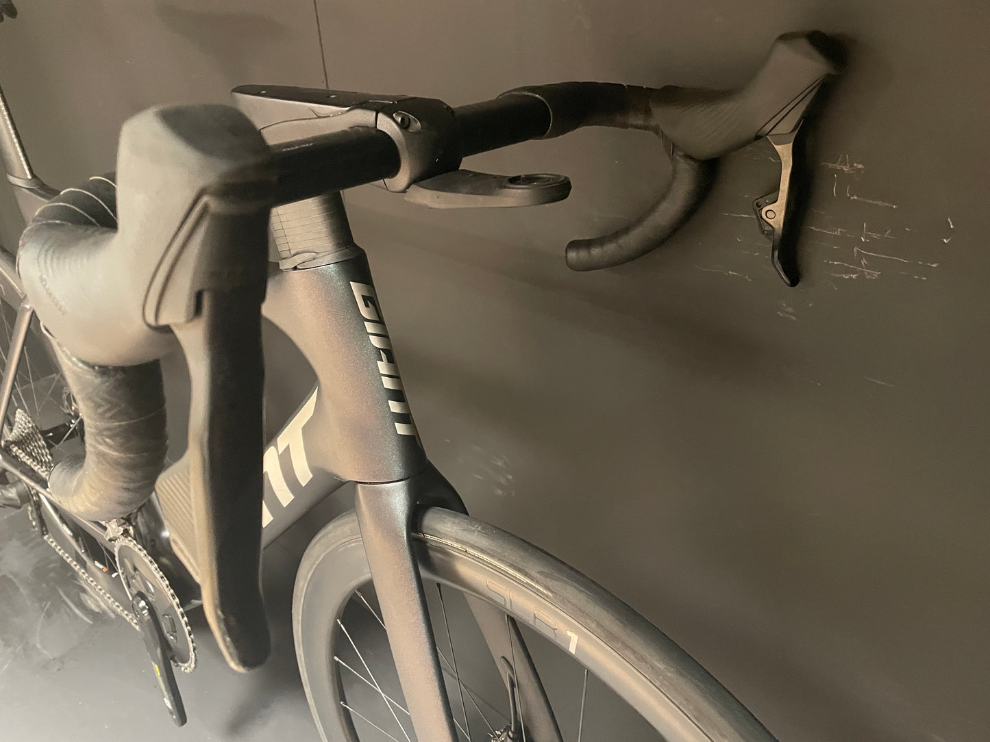 Giant Propel Advanced Pro 1 AXS & PM Carbon Disc Road Bike 2022 - M/L