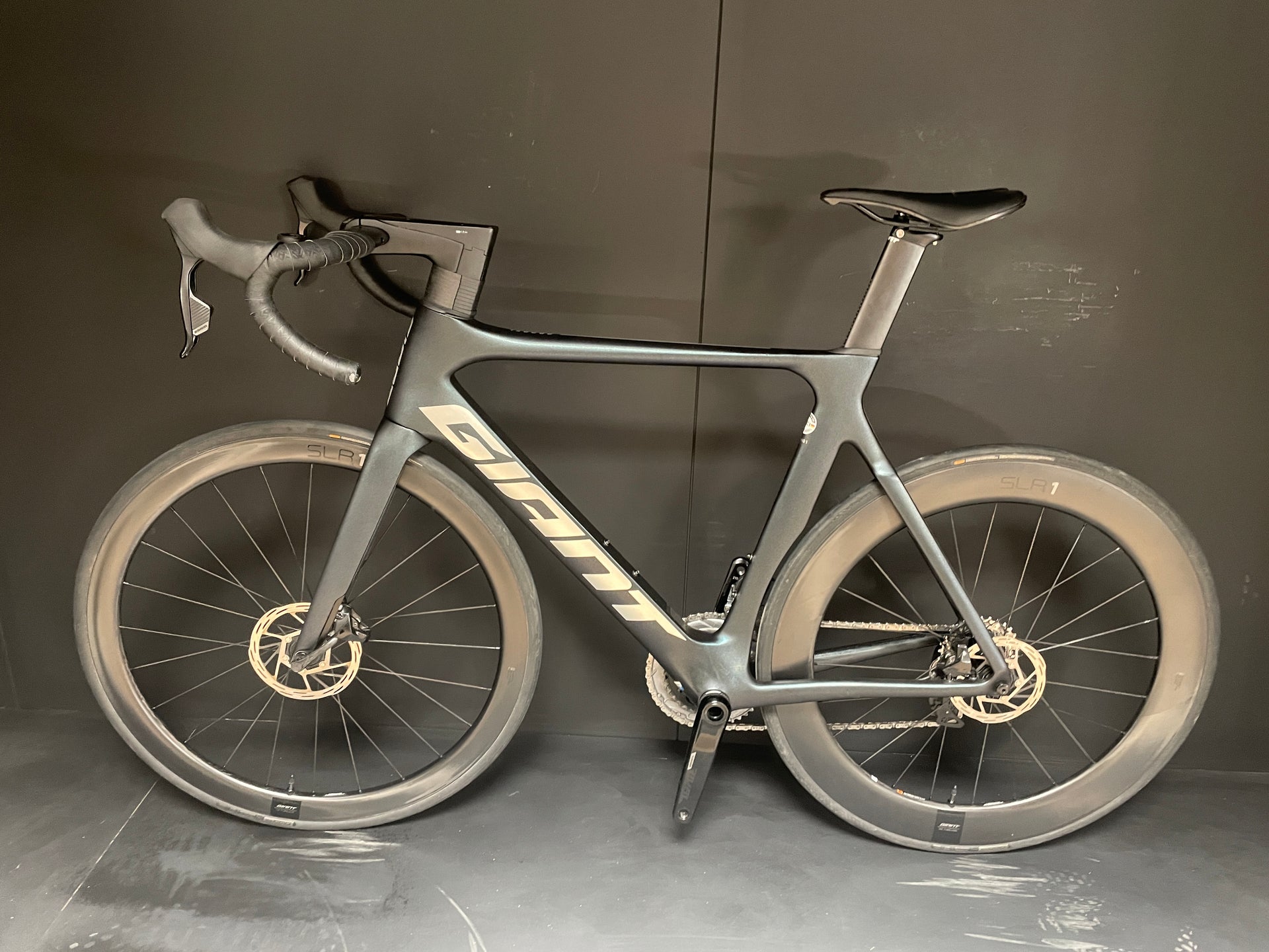 Giant Propel Advanced Pro 1 AXS & PM Carbon Disc Road Bike 2022 - M/L