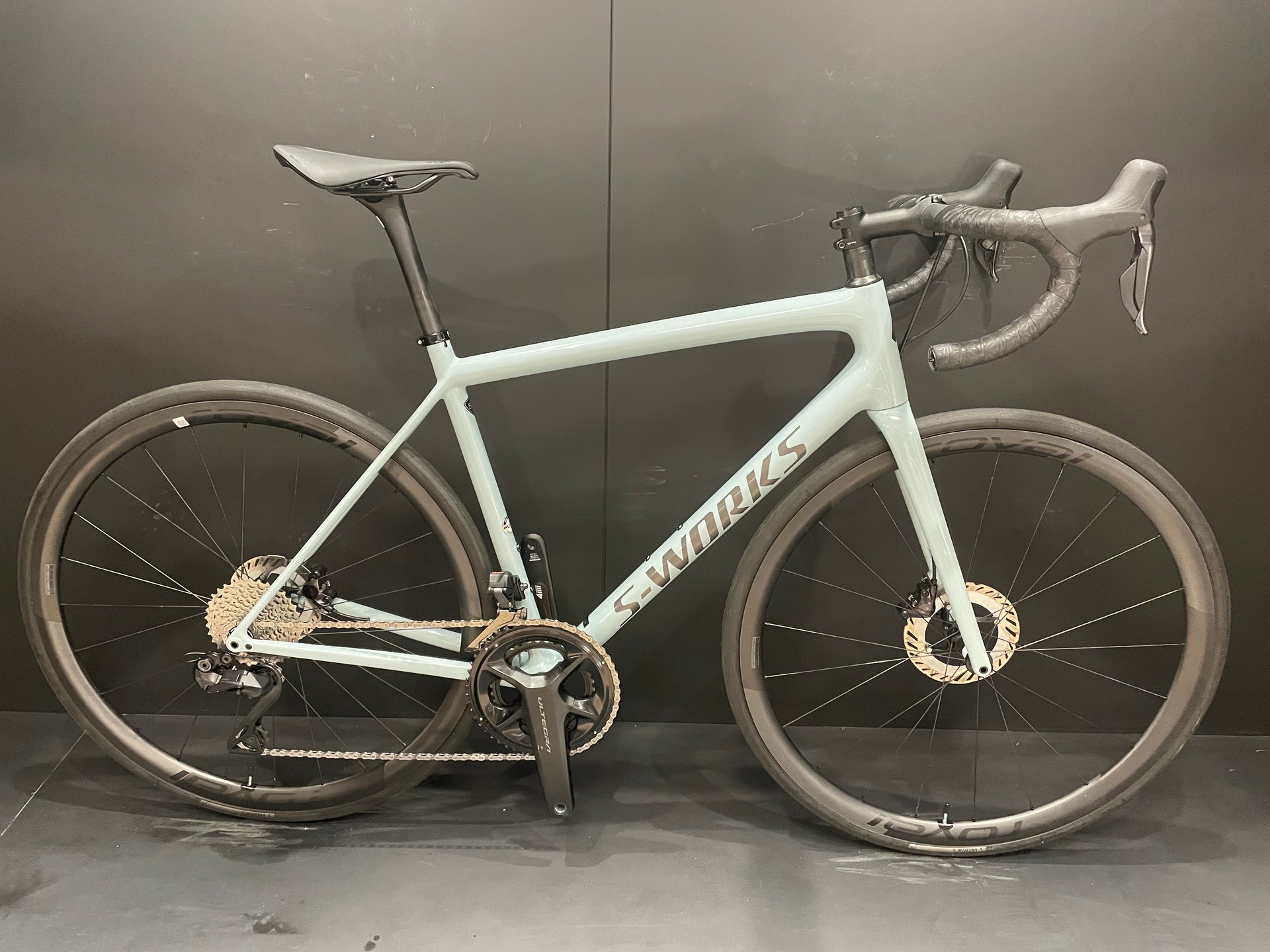 Specialized S-Works Aethos Dura-Ace Di2 Carbon Disc Road Bike 2025 - 56cm - 6.2Kg!