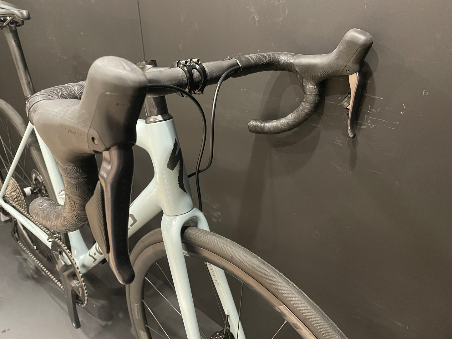 Specialized S-Works Aethos Dura-Ace Di2 Carbon Disc Road Bike 2025 - 56cm - 6.2Kg!