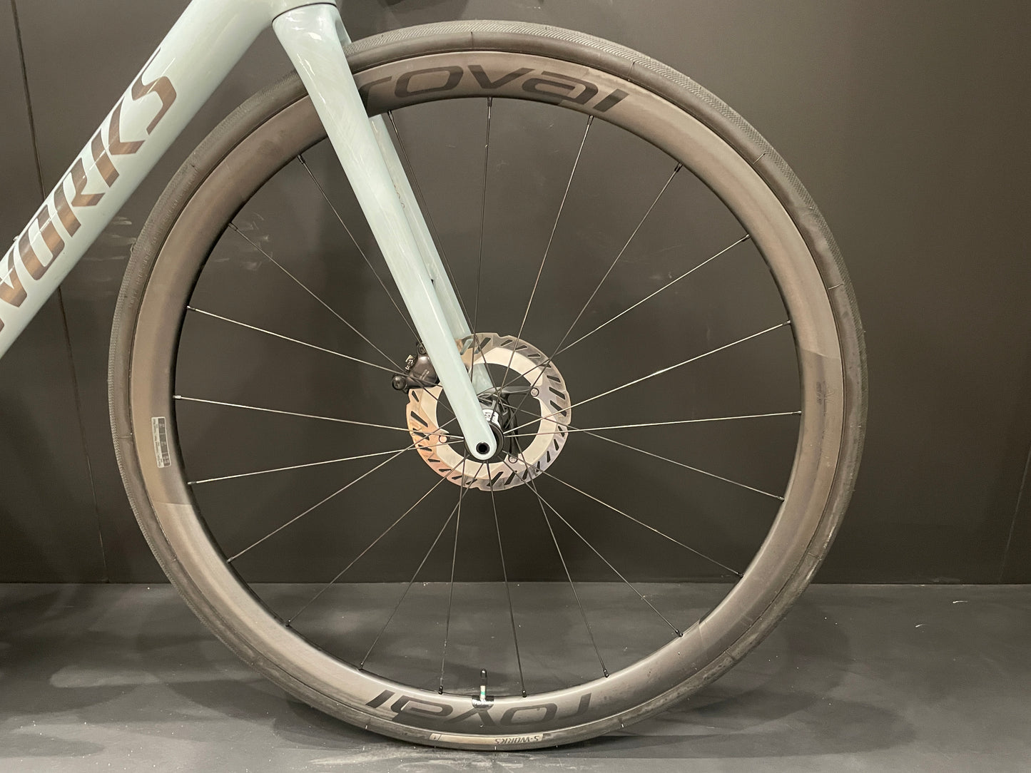 Specialized S-Works Aethos Dura-Ace Di2 Carbon Disc Road Bike 2025 - 56cm - 6.2Kg!