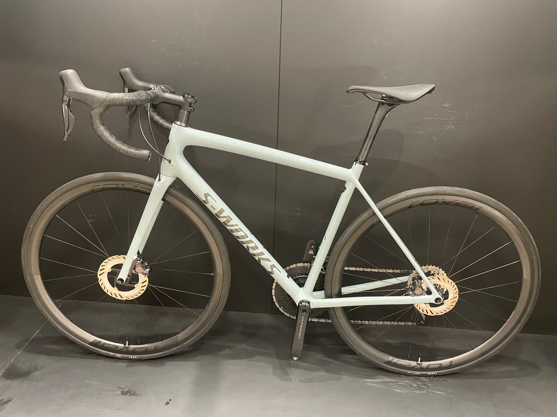 Specialized S-Works Aethos Dura-Ace Di2 Carbon Disc Road Bike 2025 - 56cm - 6.2Kg!