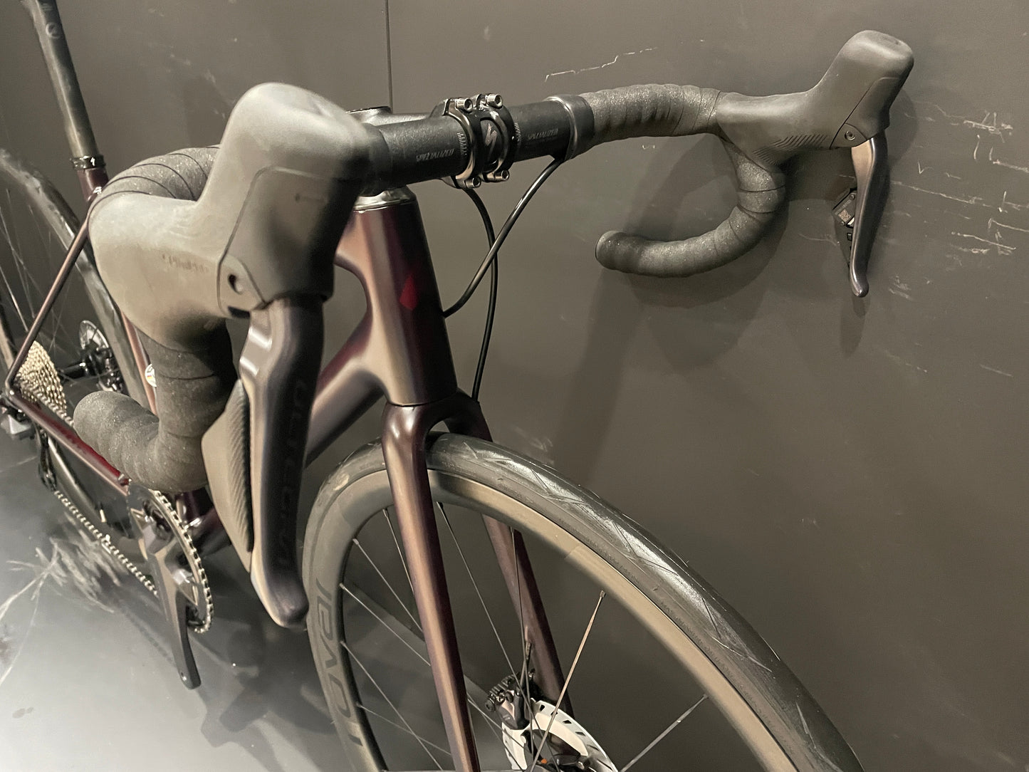 Specialized Aethos Expert Ultegra Di2 Disc Carbon Road Bike 2021 - 54cm