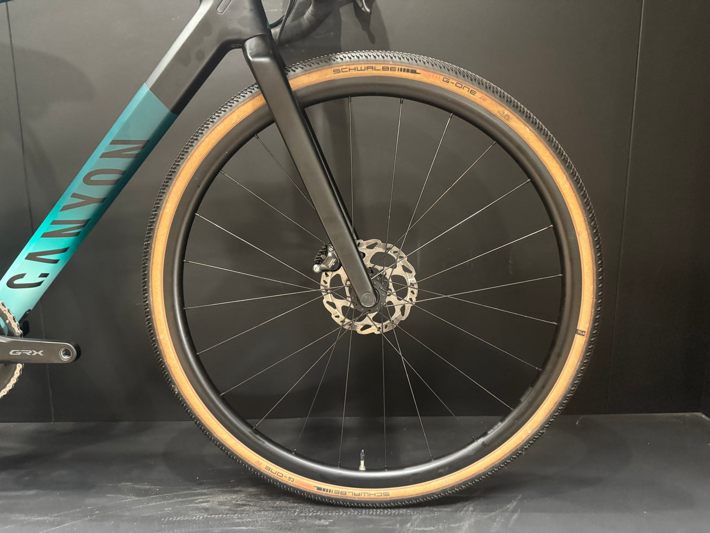 Canyon Grail CF SLX 8 GRX Di2 Carbon Disc Gravel Bike 2022 - Medium