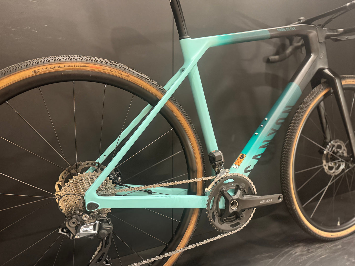 Canyon Grail CF SLX 8 GRX Di2 Carbon Disc Gravel Bike 2022 - Medium