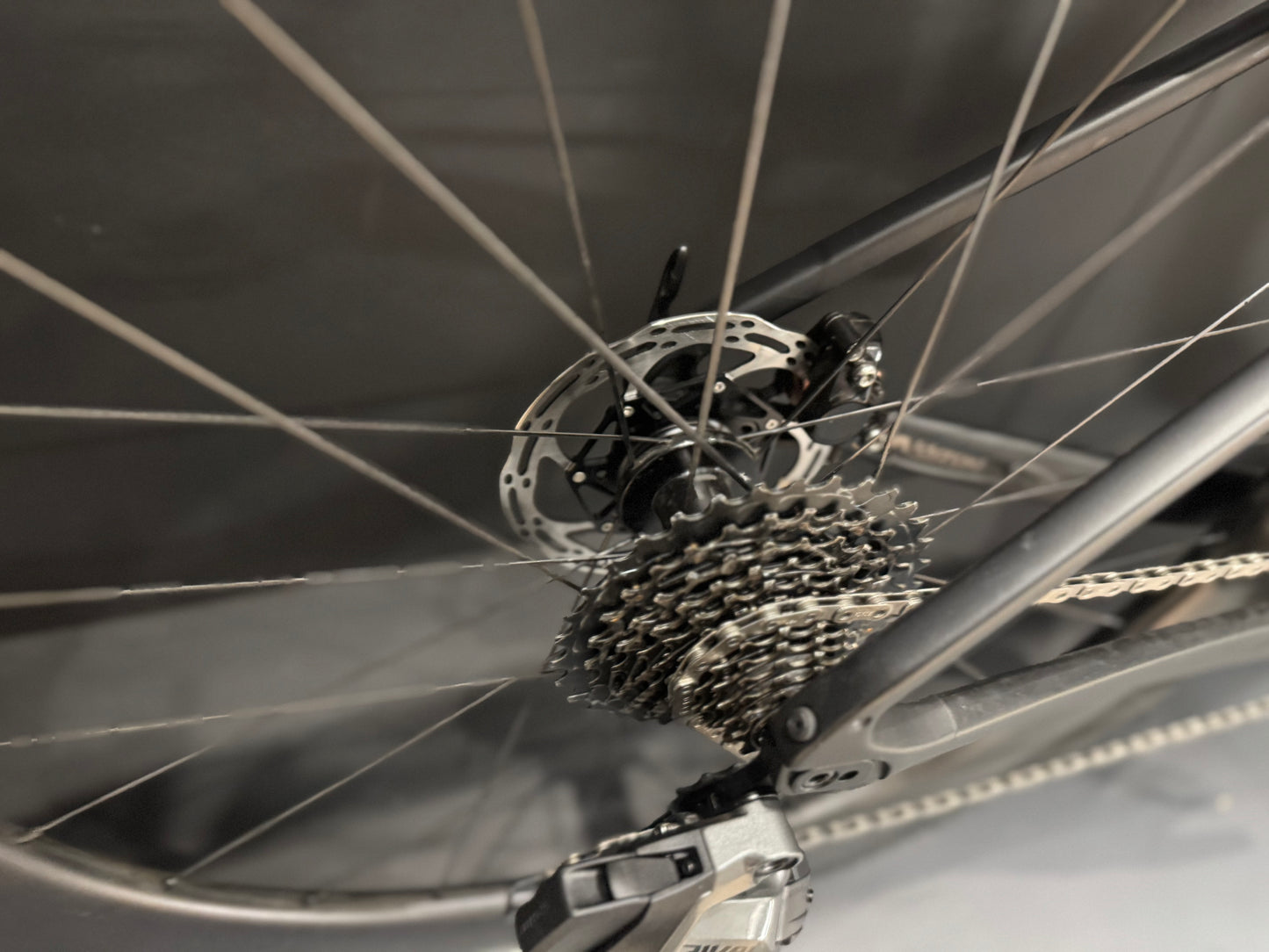 Giant Revolt Advanced Pro 1 AXS Carbon Disc Road Bike 2024 - M/L