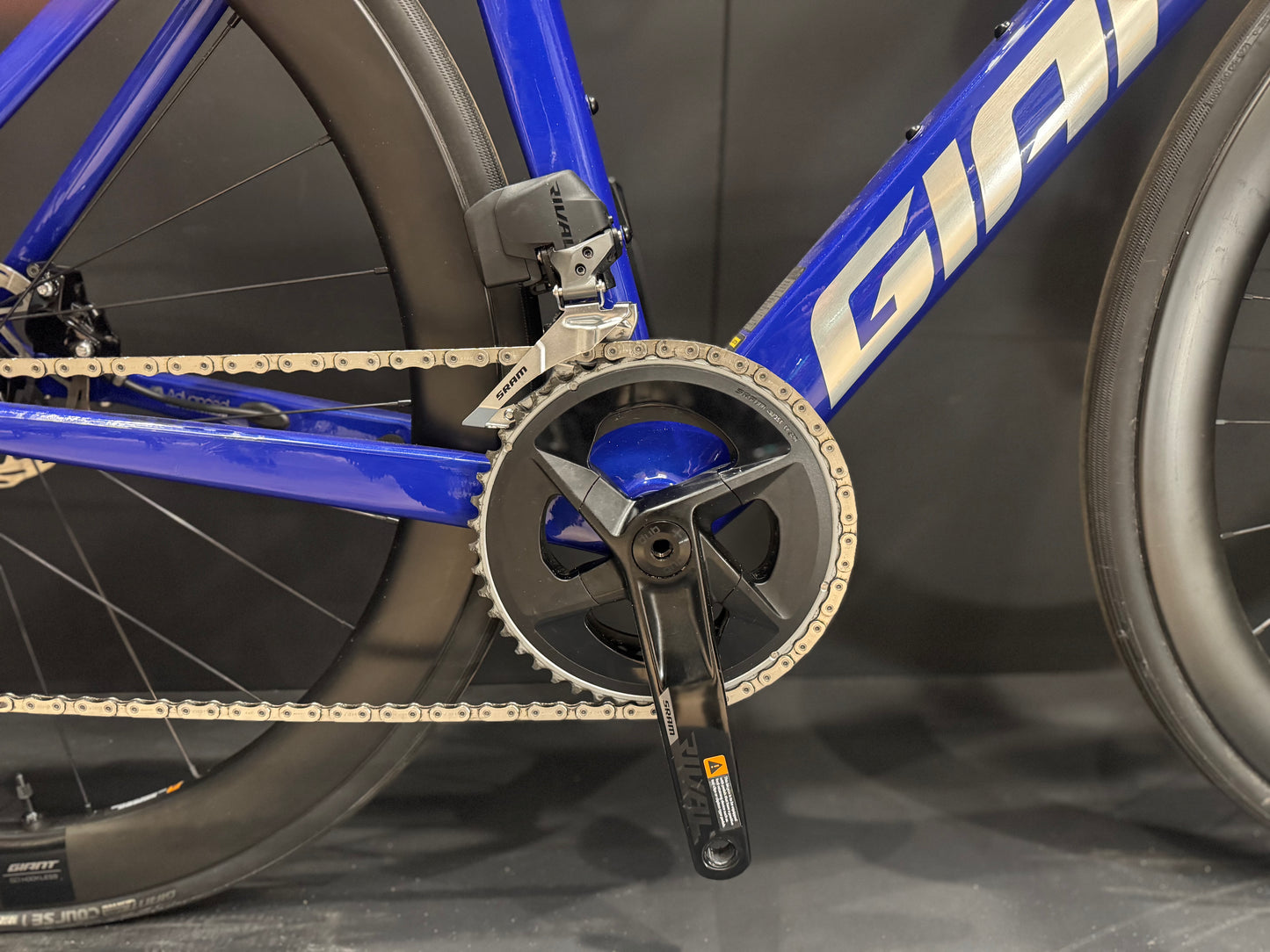 Giant Propel Advanced 1 AXS Carbon Disc Road Bike 2024 - X-Small
