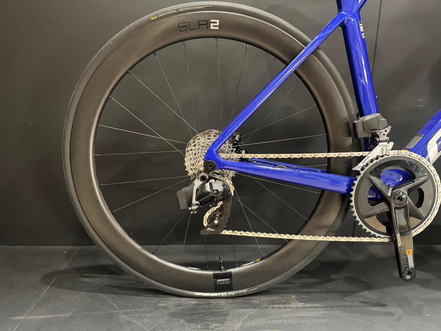 Giant Propel Advanced 1 AXS Carbon Disc Road Bike 2024 - X-Small