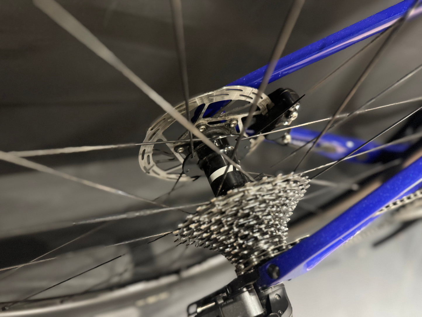 Giant Propel Advanced 1 AXS Carbon Disc Road Bike 2024 - X-Small