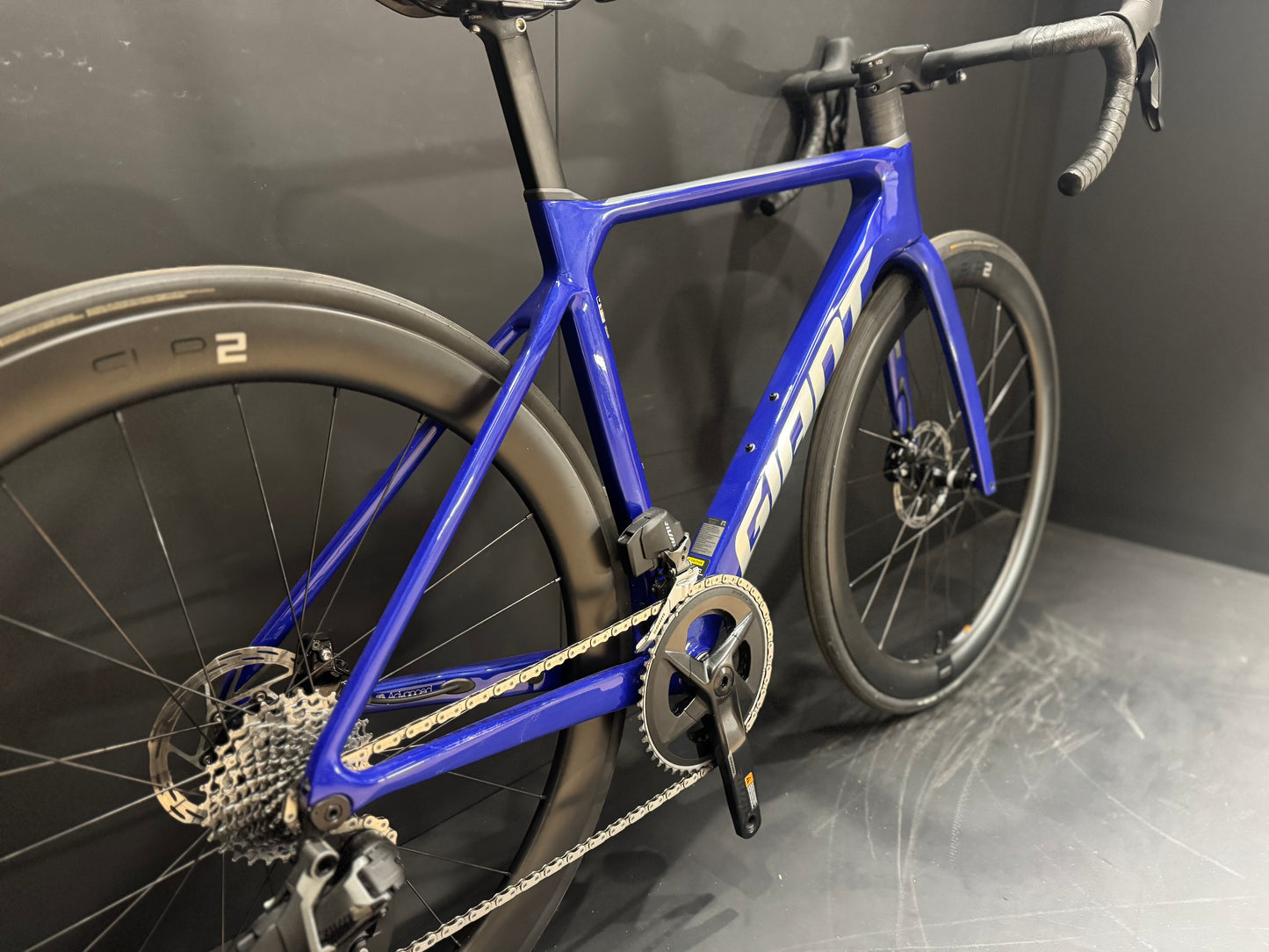 Giant Propel Advanced 1 AXS Carbon Disc Road Bike 2024 - X-Small