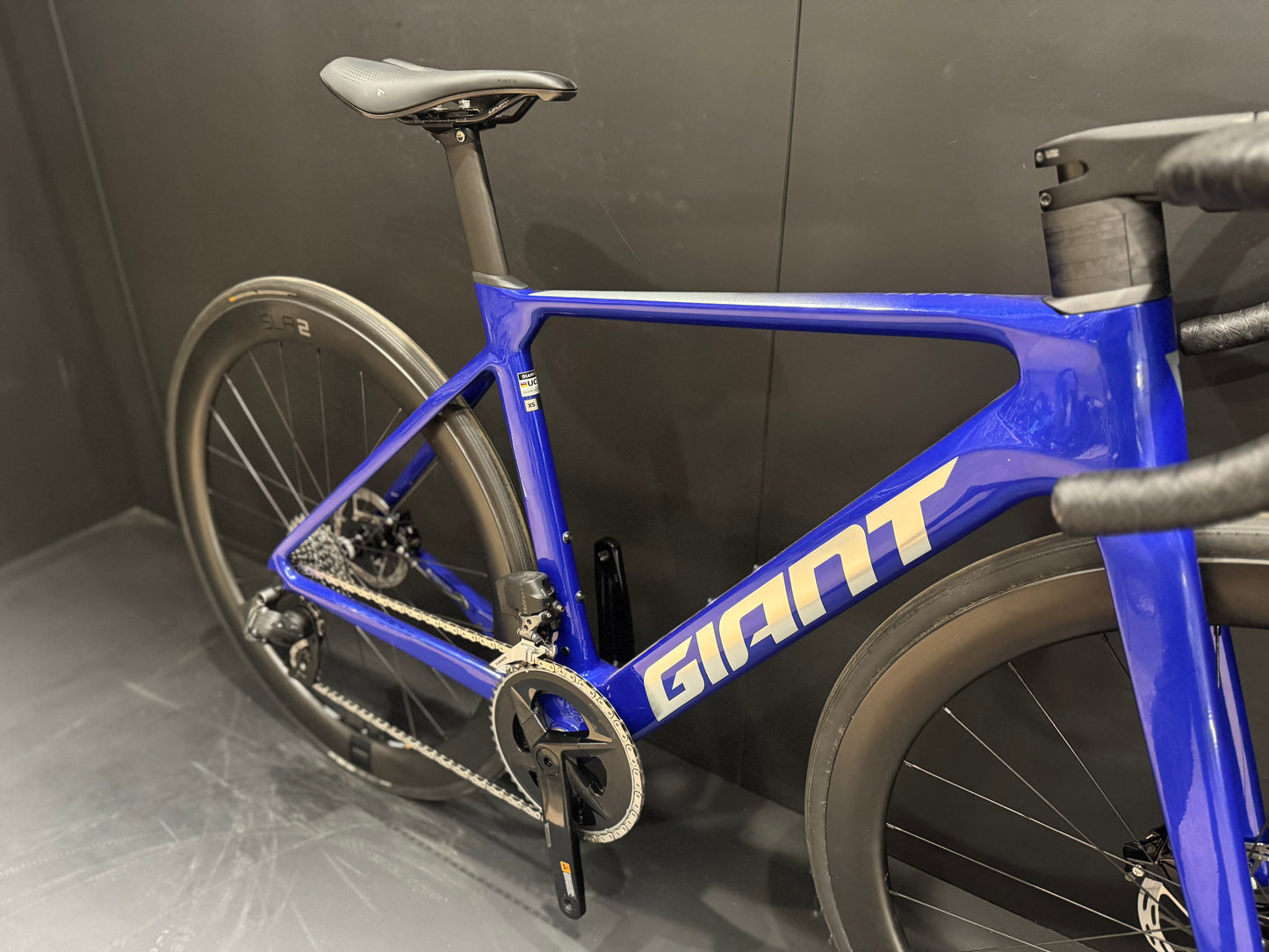 Giant Propel Advanced 1 AXS Carbon Disc Road Bike 2024 - X-Small