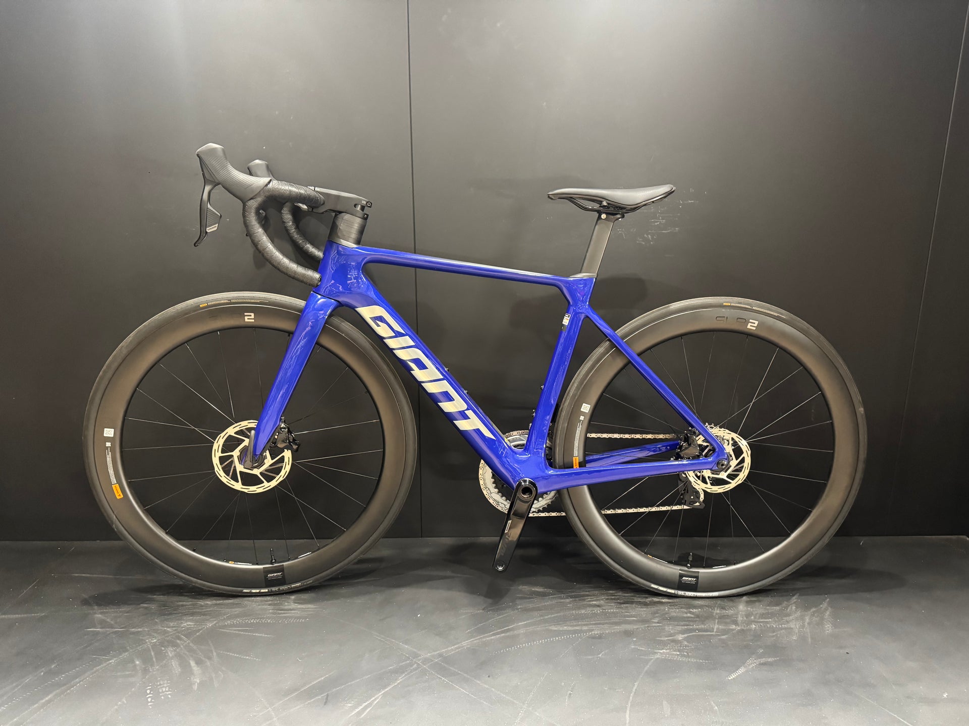 Giant Propel Advanced 1 AXS Carbon Disc Road Bike 2024 - X-Small