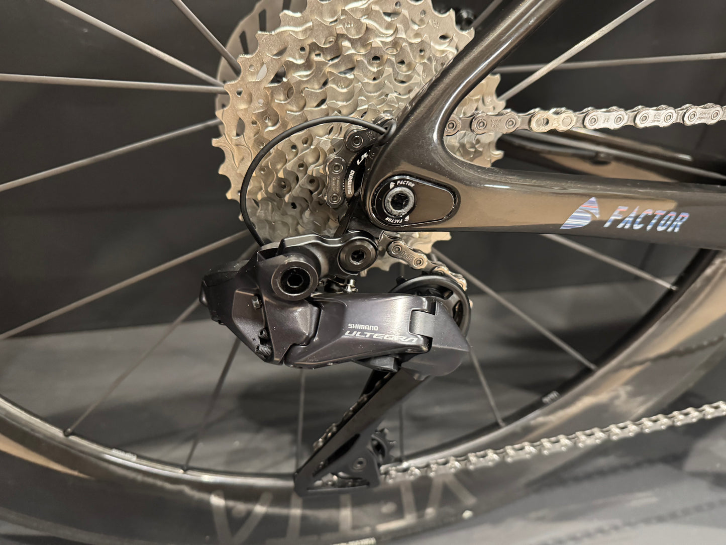 Factor Ostro VAM Shimano Ultegra Di2 Carbon Disc road bike 2021 - 52cm