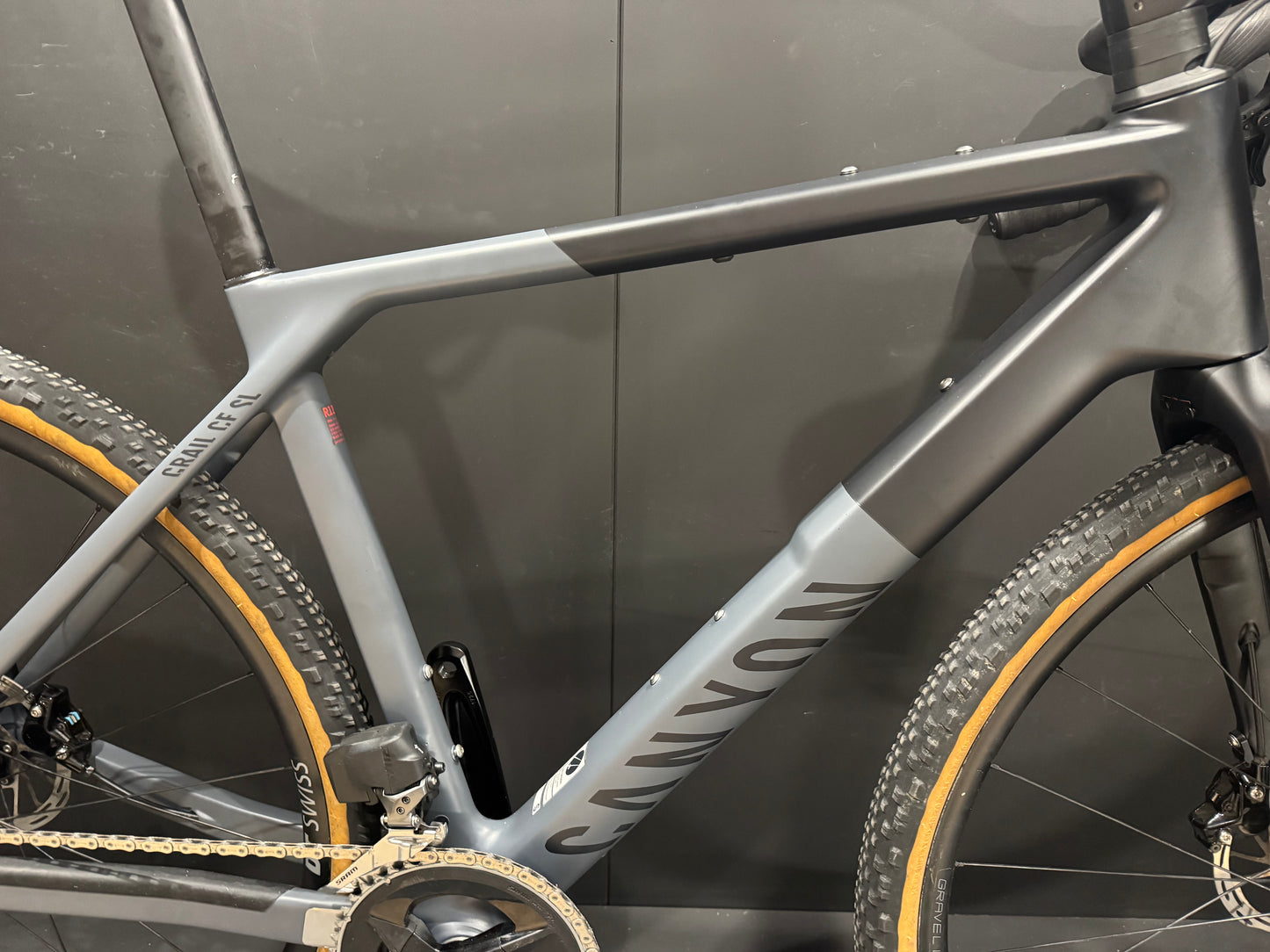 Canyon Grail CF SLX 8 SRAM AXS Carbon Disc Gravel Bike - Small - 2024