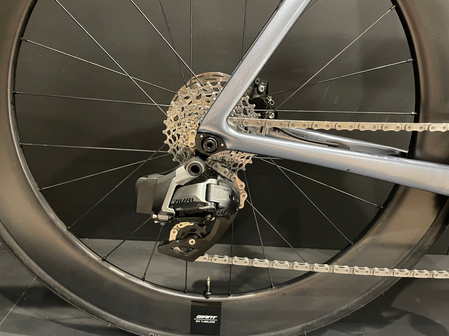 Giant Propel Advanced 1 AXS Disc Carbon Aero Road Bike 2022 - M/L