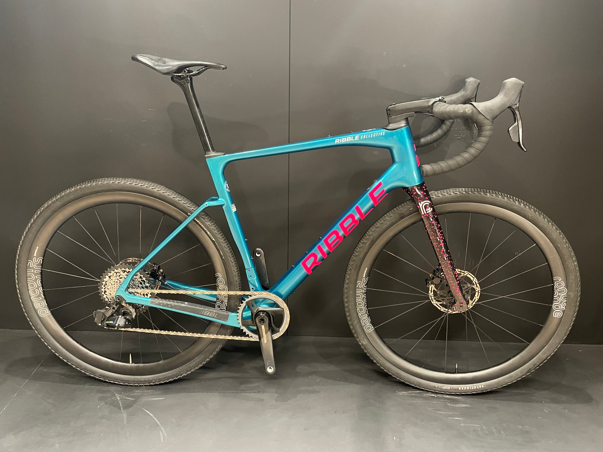 Ribble Collective CGR SL Force D2 1x Carbon Disc Road Bike 2024 - Large