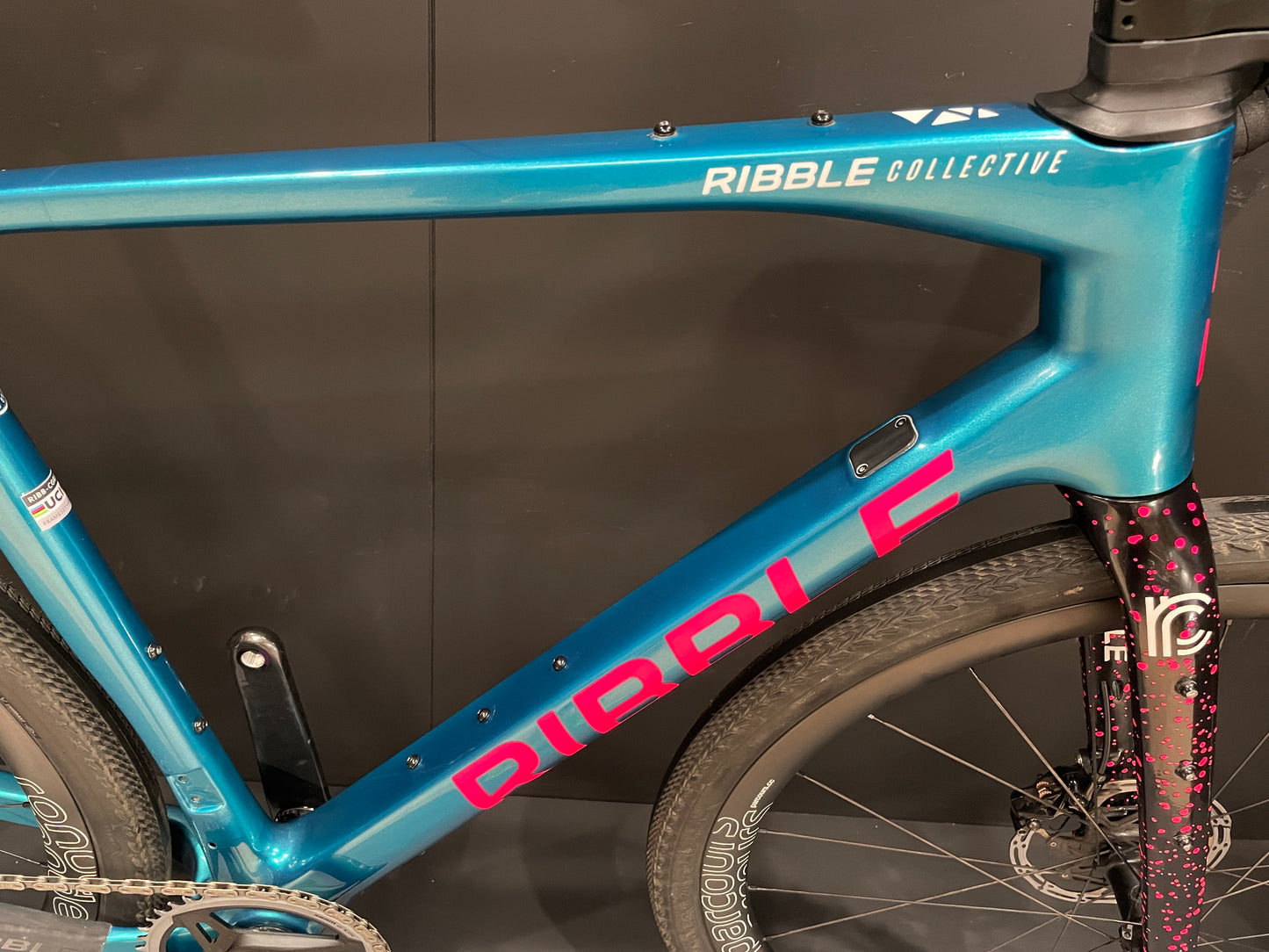 Ribble Collective CGR SL Force D2 1x Carbon Disc Road Bike 2024 - Large