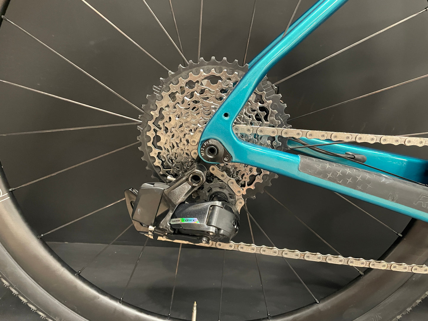 Ribble Collective CGR SL Force D2 1x Carbon Disc Road Bike 2024 - Large