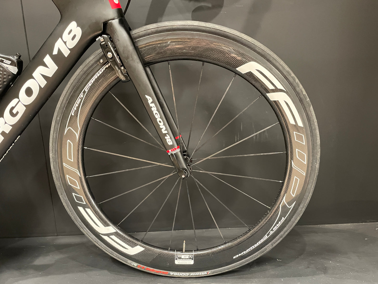 Argon 18 E-117 Carbon Di2 TT/Triathon Bike 2019 - Small
