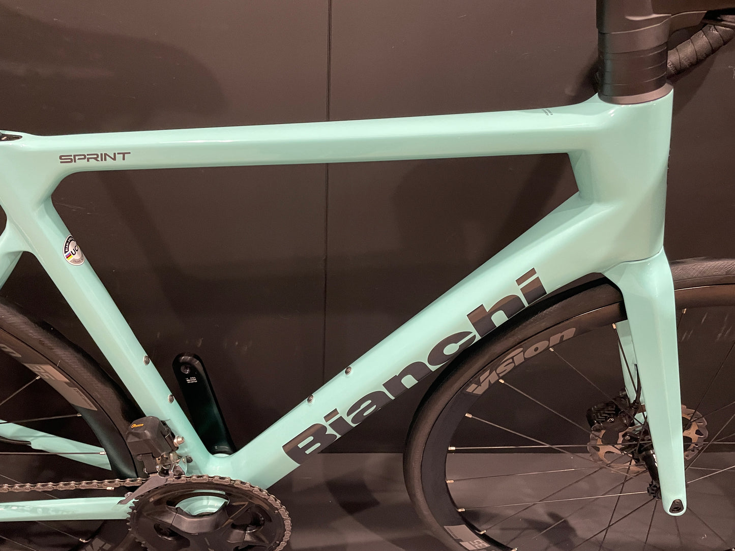 Bianchi Sprint 105 Di2 Carbon Disc Road Bike 2024 - 57cm