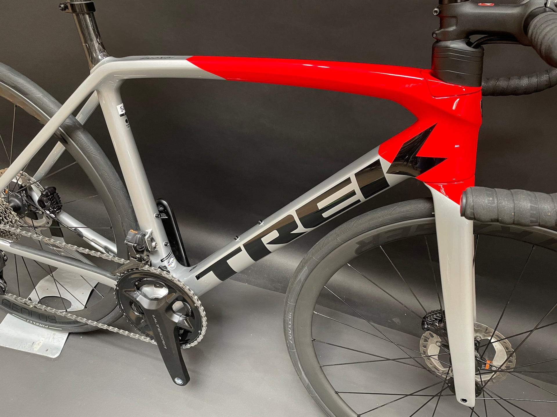 Trek Emonda SL6 Pro Carbon Disc Road Bike 2023 - 54cm (Upgraded to SL7 Spec)