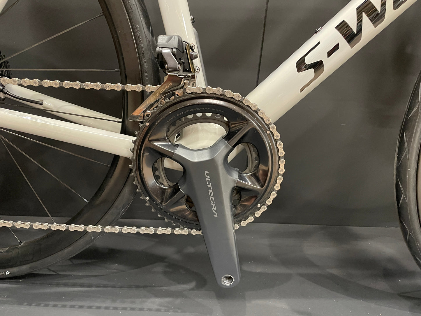 S-Works Roubaix Ultegra Di2 Carbon Disc Road Bike 2020 - 58cm