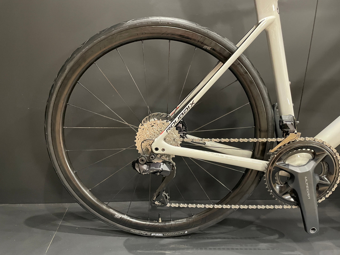 S-Works Roubaix Ultegra Di2 Carbon Disc Road Bike 2020 - 58cm