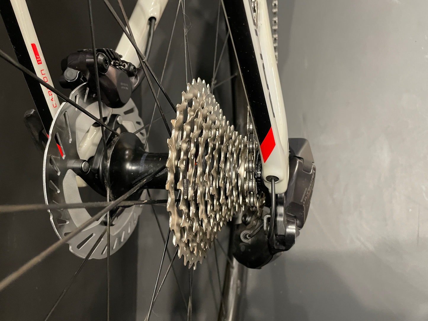 S-Works Roubaix Ultegra Di2 Carbon Disc Road Bike 2020 - 58cm