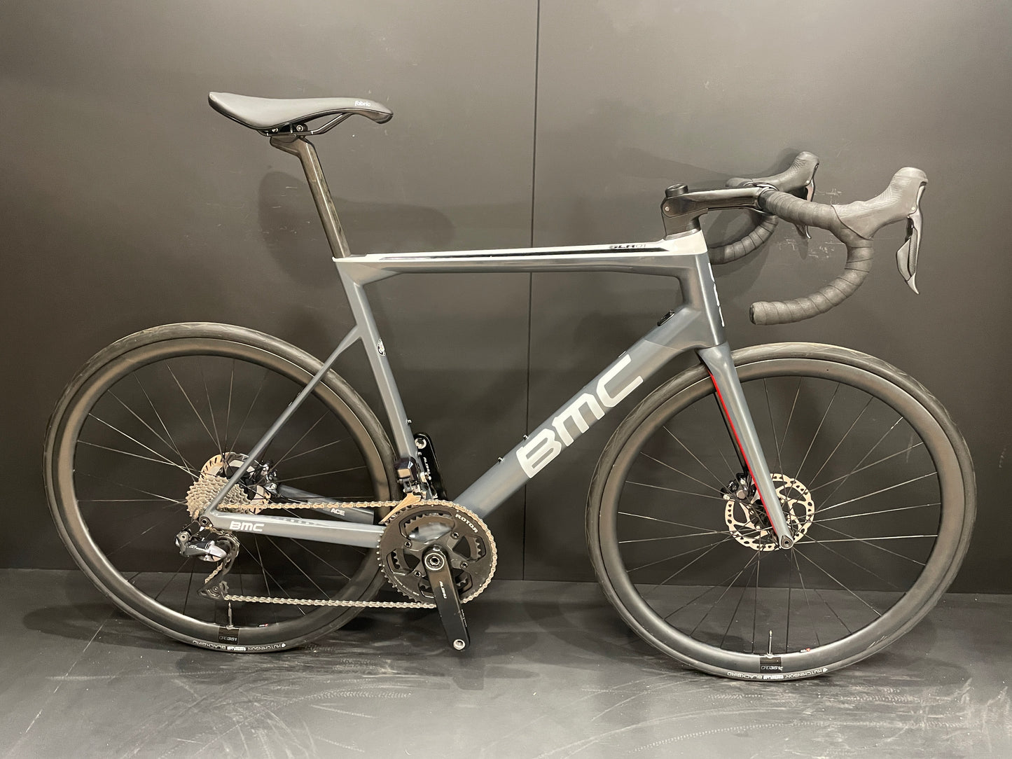 BMC Teammachine SLR01 Di2 Carbon Disc Road Bike 2020 - 58cm