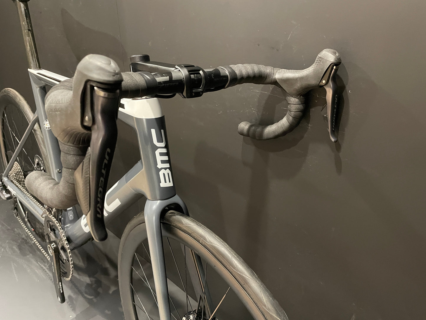 BMC Teammachine SLR01 Di2 Carbon Disc Road Bike 2020 - 58cm