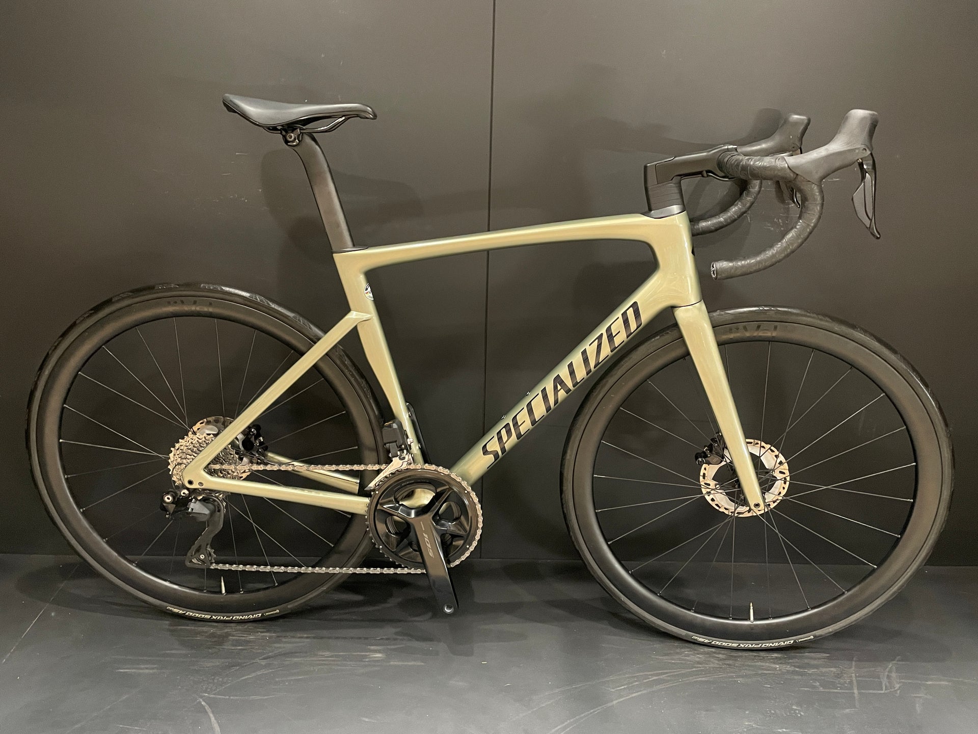 Specialized Tarmac SL7 Comp 105 Di2 Carbon Disc Road Bike 2024 - 56cm