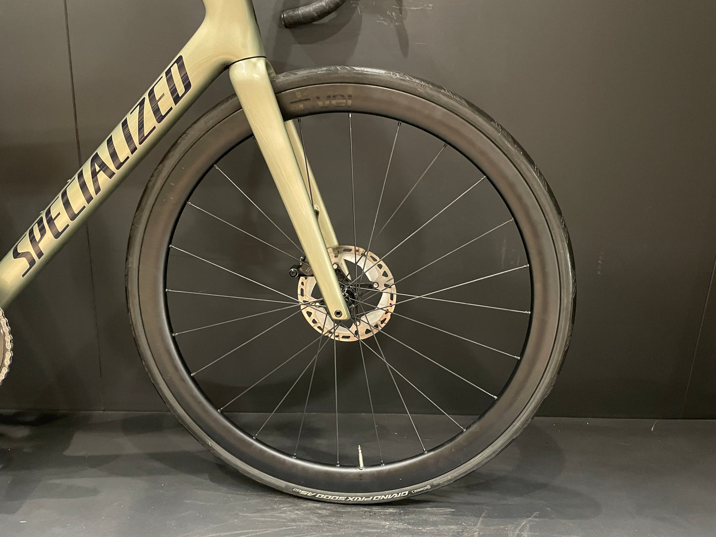 Specialized Tarmac SL7 Comp 105 Di2 Carbon Disc Road Bike 2024 - 56cm