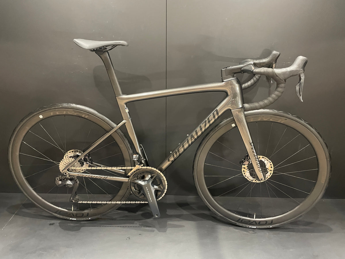 Specialized Tarmac SL8 Expert Di2 Carbon Disc Road Bike 2024 - 54cm