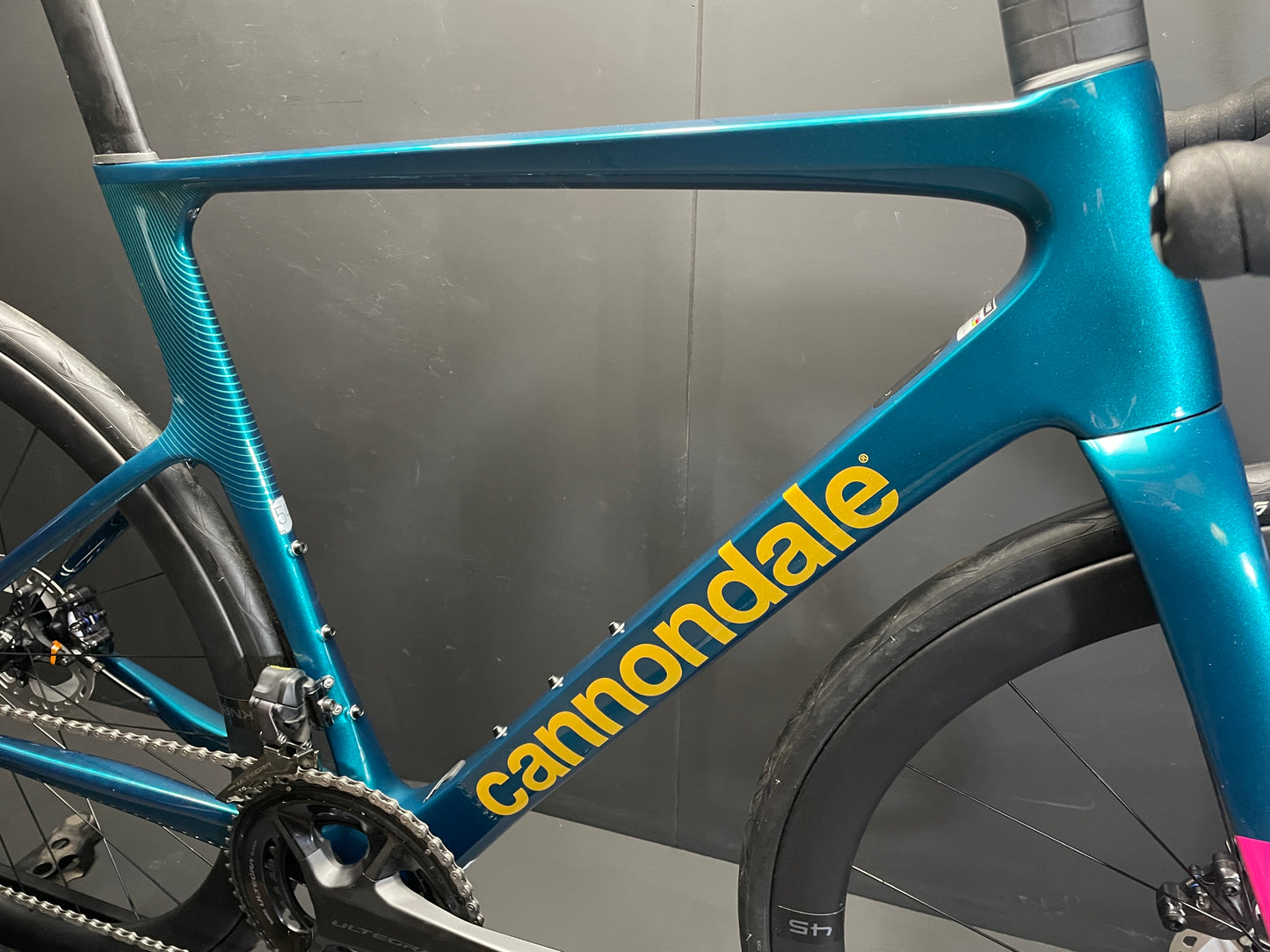 Cannondale Supersix EVO 2 Di2 Carbon Disc Road Bike 2025 - 54cm