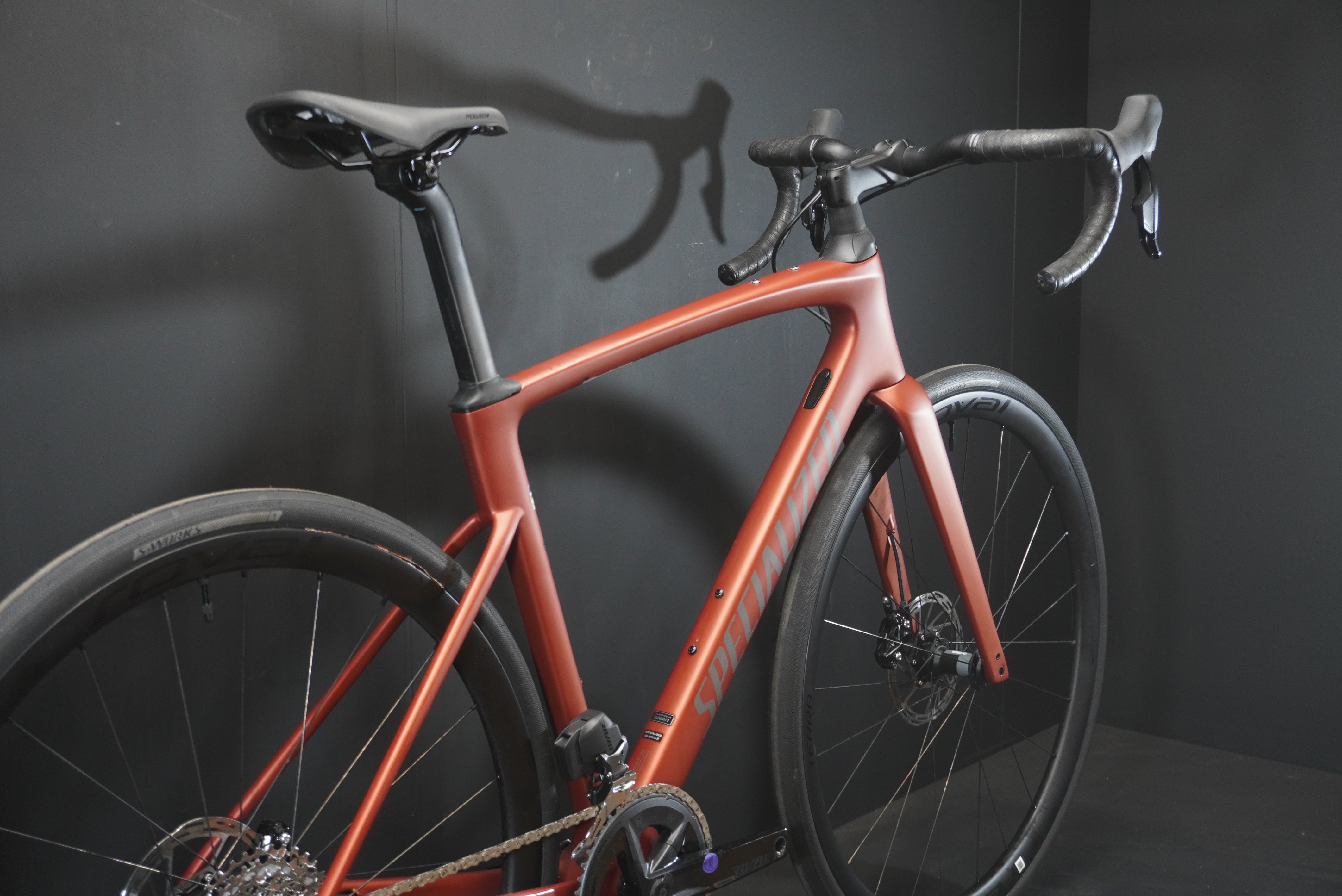 Specialized Roubaix Expert AXS & P/M Carbon Disc Road Bike 2025 - 56cm